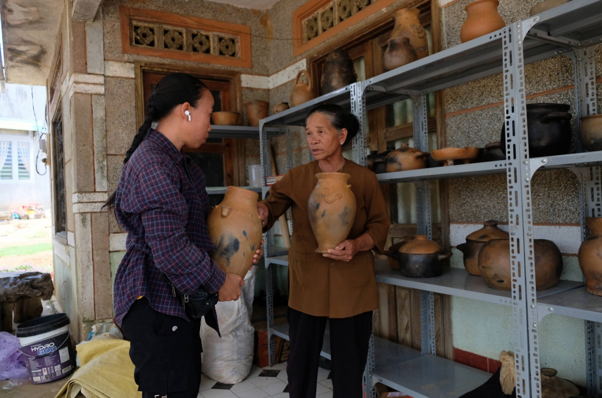 Amuk Ma Ly yaih khan haong tuai damuai ka dom ndap nda lan Cru