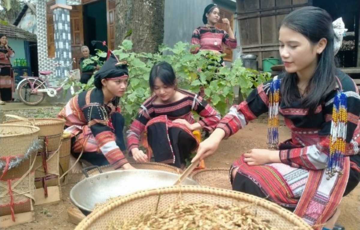 Rùp ai bơh tàm internet