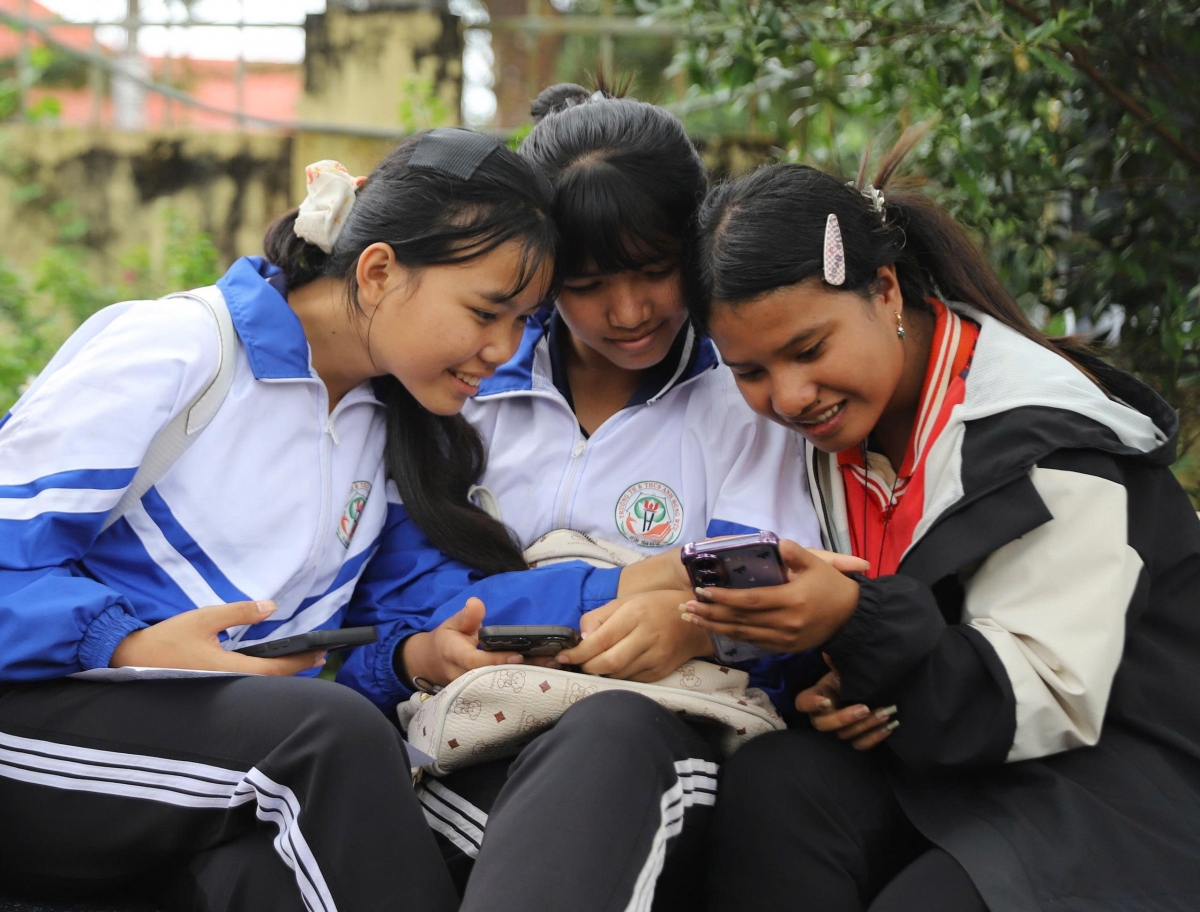 Lu jơlan hơdră djơ̆ lăp kơnuk kơna djru, ngă pơblih kơtang amăng bruă pơtô hrăm kơ mơnuih djuai ƀiă ƀơi Gia Lai