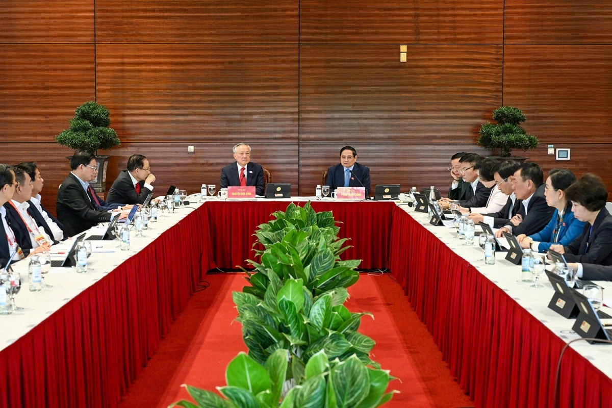 Đại hội tâm nchră ta Ngih rƀŭn mpeh ăp nău mbơh văn kiên an Đại hội