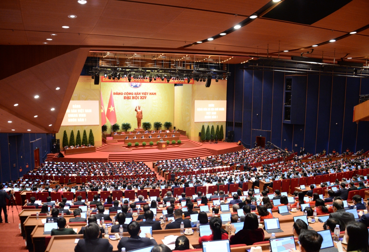 Mông bơkơtuai ƀơi sang jơnum