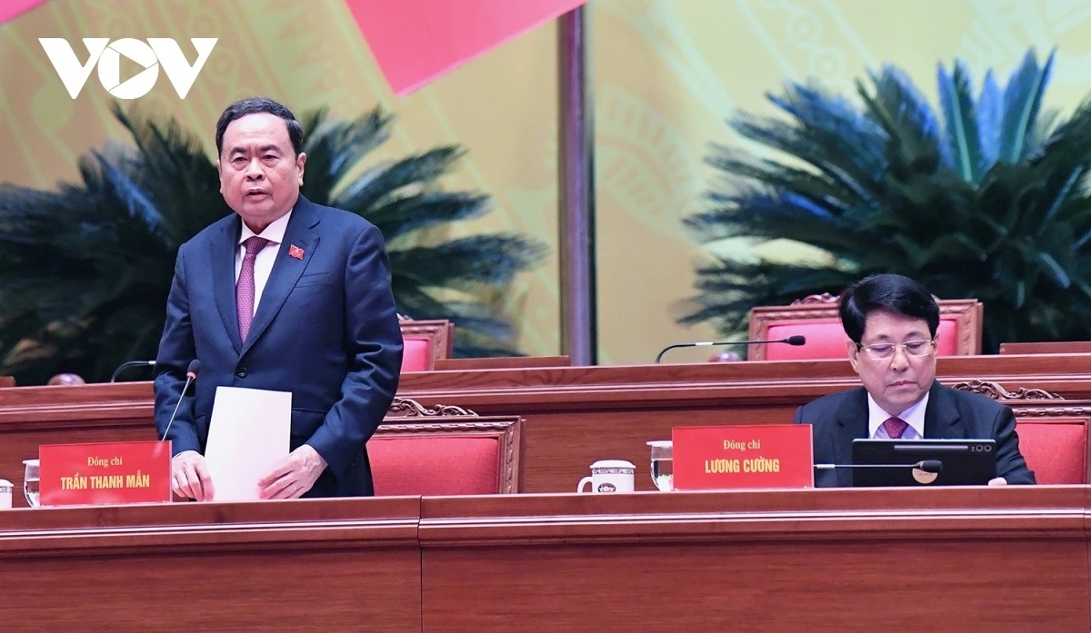 Ủy viên Bộ Chính trị, Chủ tịch Quốc hội nước Cộng hòa xã hội chủ nghĩa Việt Nam Trần Thanh Mẫn thay mặt các đồng chí lãnh đạo chủ chốt của Đảng, Nhà nước điều hành phiên họp trù bị.