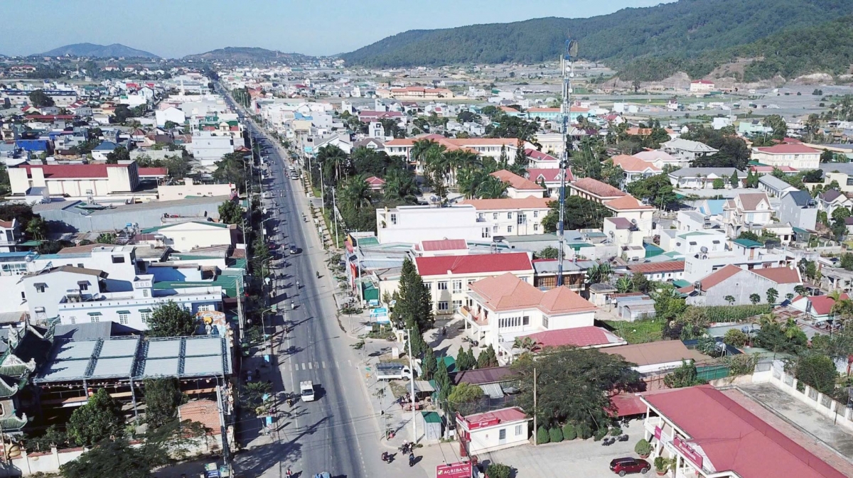Tơring tơrang ‘nao Đơn Dương tơplih ‘nao ‘lơ̆ng hơiă, pơm hơtŏk tơdrong arih xa kon pơlei