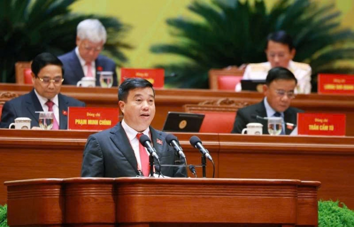 
Ƀok Y Thanh Hà Niê Kđăm, Bơngai jang lơ̆m Khŭl chĕp kơ̆l pơgơ̆r Trung ương Đảng, Bí thư Đảng dêh char, Kơdră Khŭl tang măt Quốc hội dêh char Lâm Đồng tơroi nơ̆r pơma tơ̆ Hop akŏm