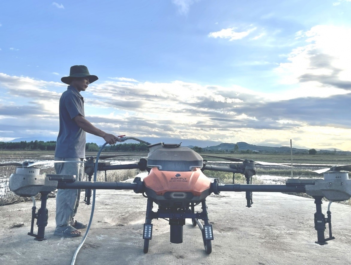 Tâm rơh dak bŭk mhe aơ, nô Thiện dŏng drone dja kơl rêh du hê nuĭh
