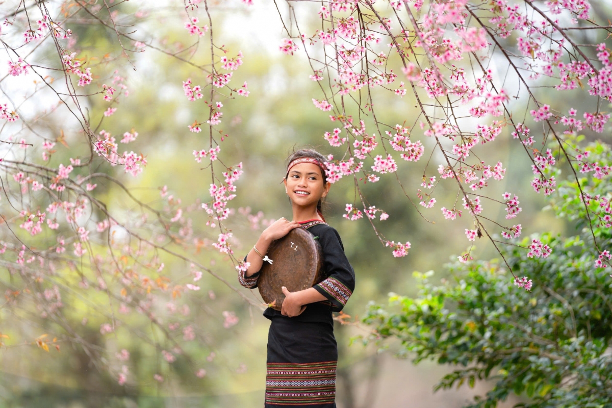 
Pơkao anh đao chôh ang tơ̆ Măng Đen