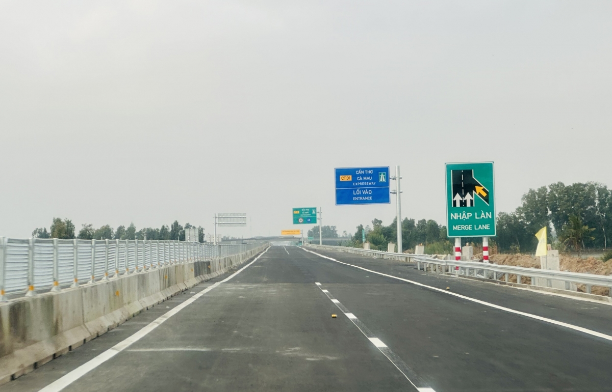 Quan tâm đầu tư hạ tầng giao thông đường bộ