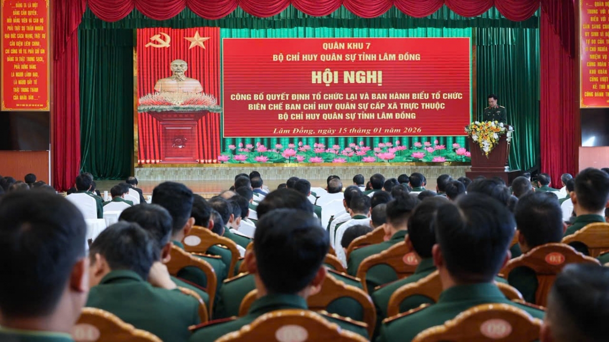 Pơrjum yal ală jơnau lơh nền