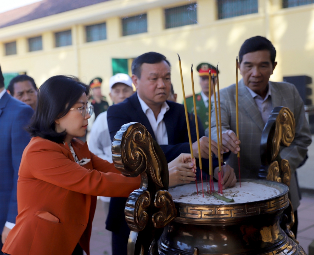 Mâu kăn nhoăm pâ têk nhang mơhno tuăn pâ a leh tơbâ