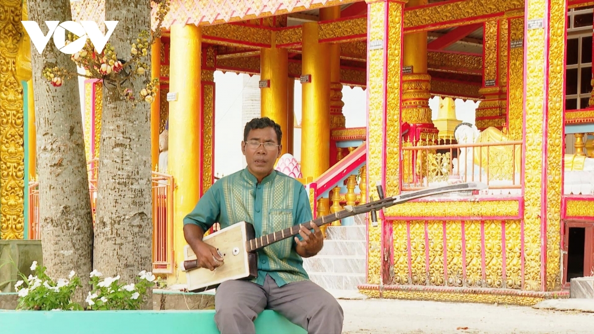 Ilamo chầm riêng chà pây di urang bangsa Khmer