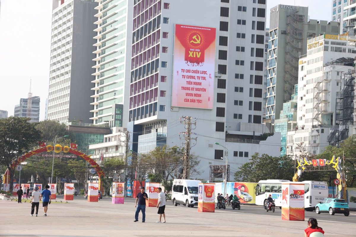 Gùng drà Nha Trang, càr Khánh Hoà bơka gơklŏ gơcrà chờ gờm Pơrjum dờng Cau ala măt gùt lơgar dơ̆ XIV Đảng dê