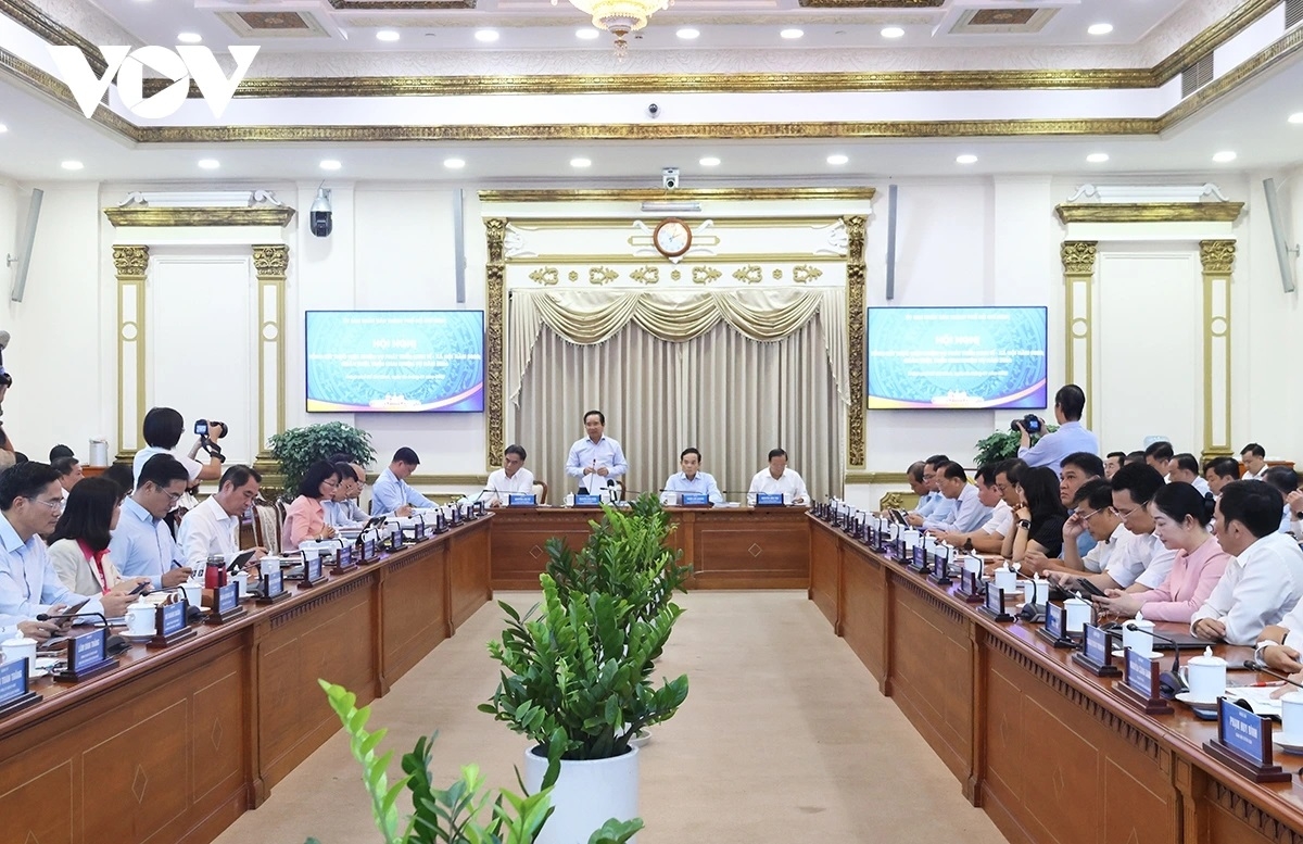 Ban raya HCM ginum biai