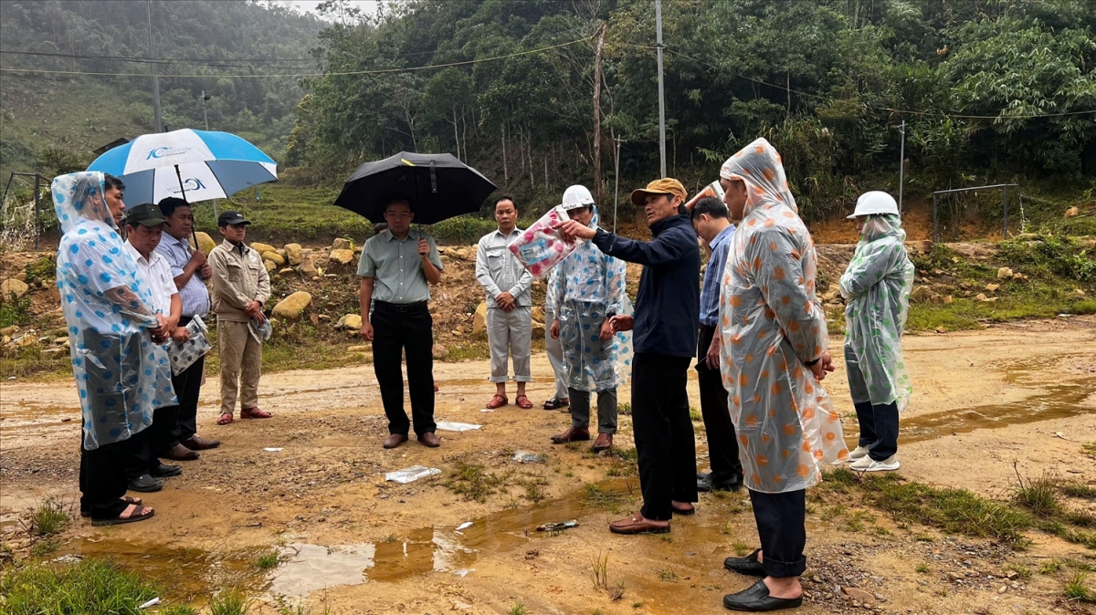 Sở Công thương và các đơn vị có liên quan khảo sát, xây dựng phương án cấp điện cho thôn Tu Thôn, xã Măng Bút