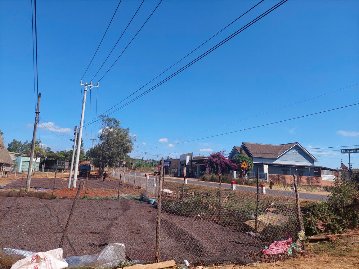 Kơpong kuăn ngo Gia Lai phâi tơtô kơnôm ai Đảng