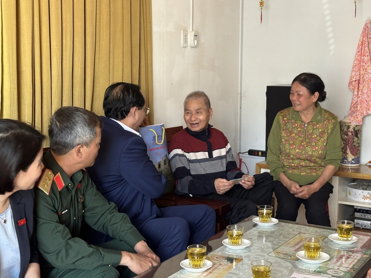 
Pôk tơmam drăm ăn bơngai đei iŏk yoa ăn kĕch mang tơ̆ Dak Lăk.