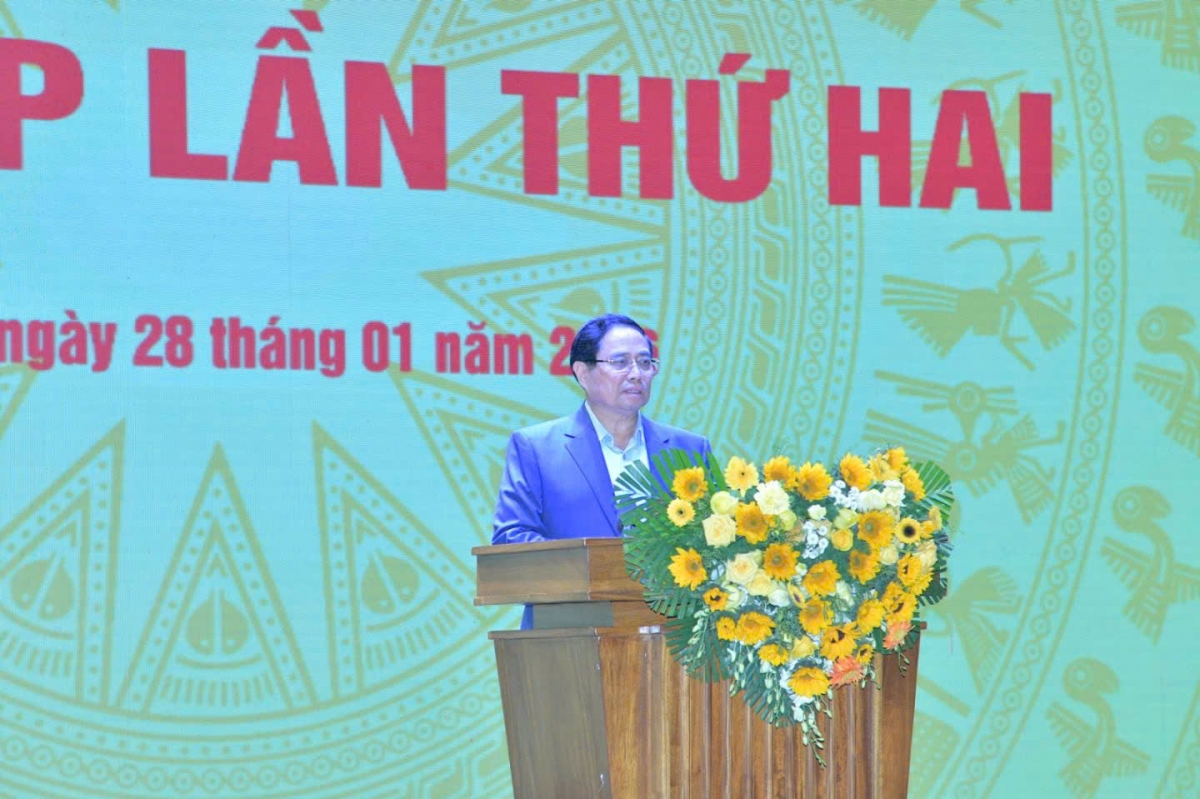 -Khua knŭk kna  Phạm Minh Chính blŭ gĭt gai klei bi kƀĭn