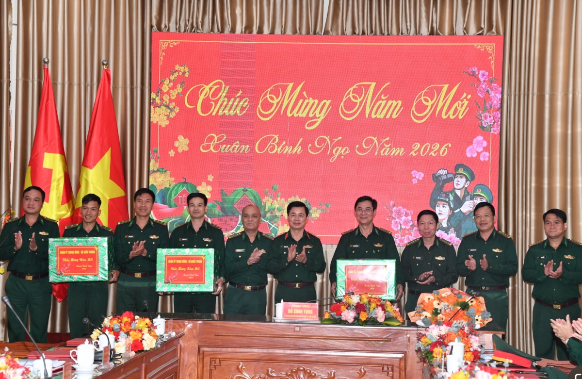 Thượng tướng ồng Đỗ Xuân Tụng pà phan sa tềp ai Mpồl ling sền gàr tiah nhàr lơgar càr Dăk Lăk in