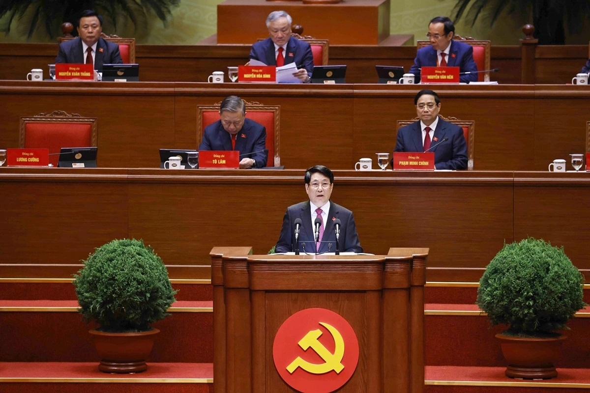 Ủy viên Bộ Chính trị, Chủ tịch nước Lương Cường trình bày Diễn văn khai mạc Đại hội đại biểu toàn quốc lần thứ XIV của Đảng.