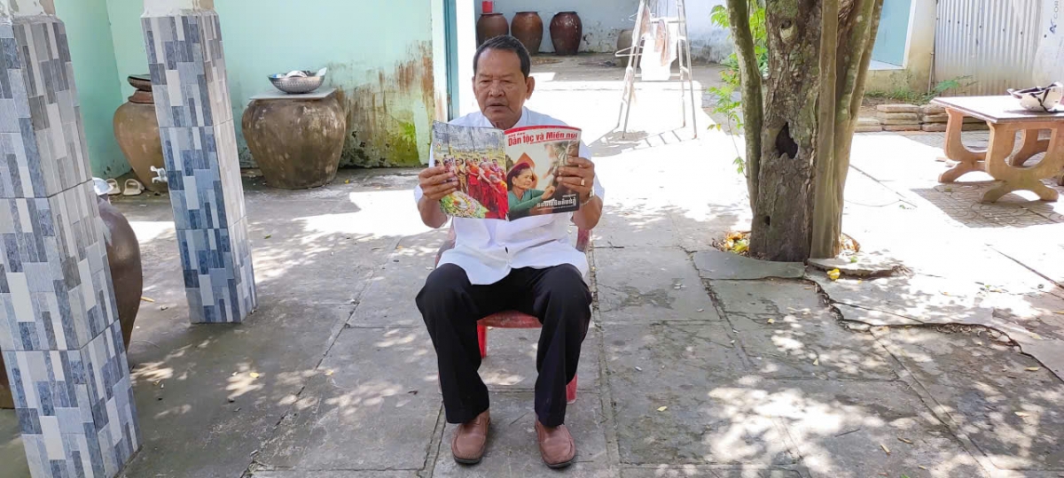 Ông Thạch Hội ở phường Nguyệt Hoá, tỉnh Vĩnh Long là cán bộ hưu trí.