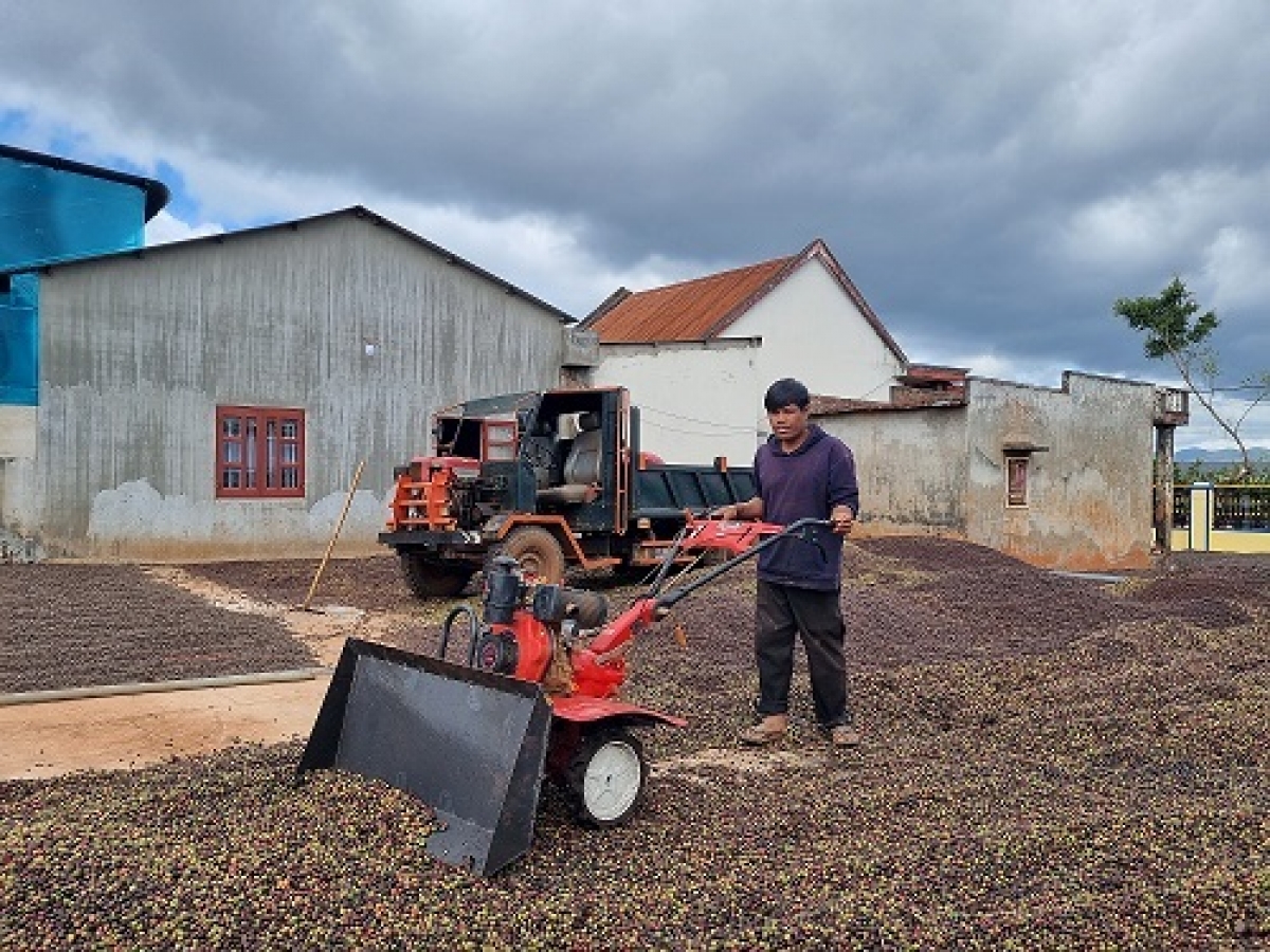 
Mĭnh sơnăm unh hnam ‘nhŏng Xuĭn jang xa iŏk đei hlŏh 2,5 ti hlak jên