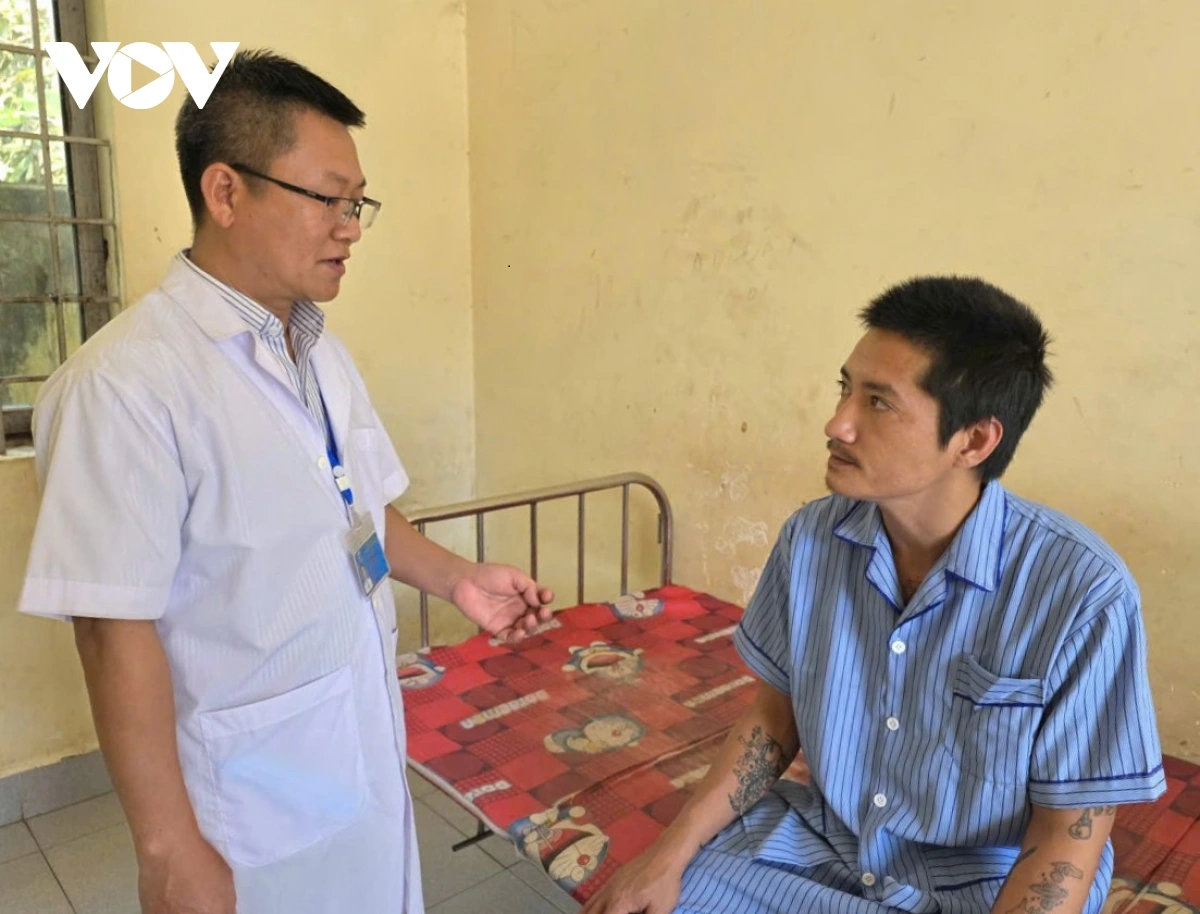 Ngan haong hatai anit bruk ngak, dom bac si Sang iek ruak Gila Dak Lak tuk halei jeng buh abih hatai tian haong urang ruak