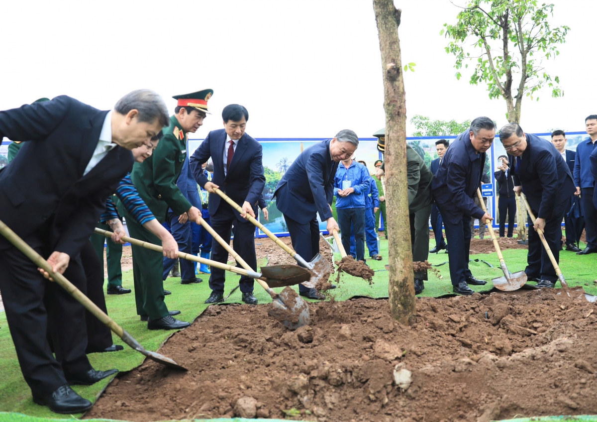 Khua gĭt gai Đảng Tô Lâm nao hgŭm hdră “Têt pla kyâo hdơr nanao kơ Awa Hô”