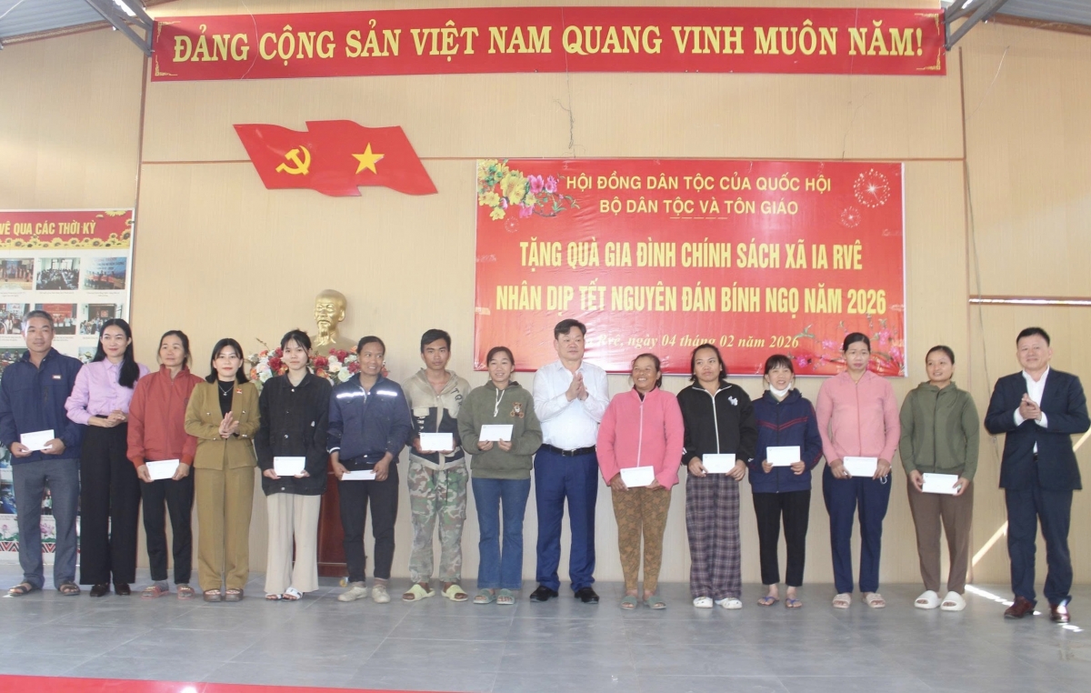 Khul djua ania mơ̆ng Sang bruă khua pơ ala mơnuih ƀôn sang dêh čar nao pơpŭ thun phrâo kơ mơnuih ƀôn sang ƀơi guai dêh čar, Dak Lak