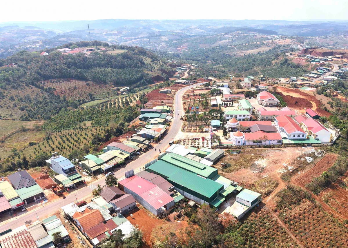 Um méa pơlê cheăm ối tung kong pơlê Lâm Đồng hbrâ vâ tâ phĭu pôk kăn Kuô̆k hô̆i