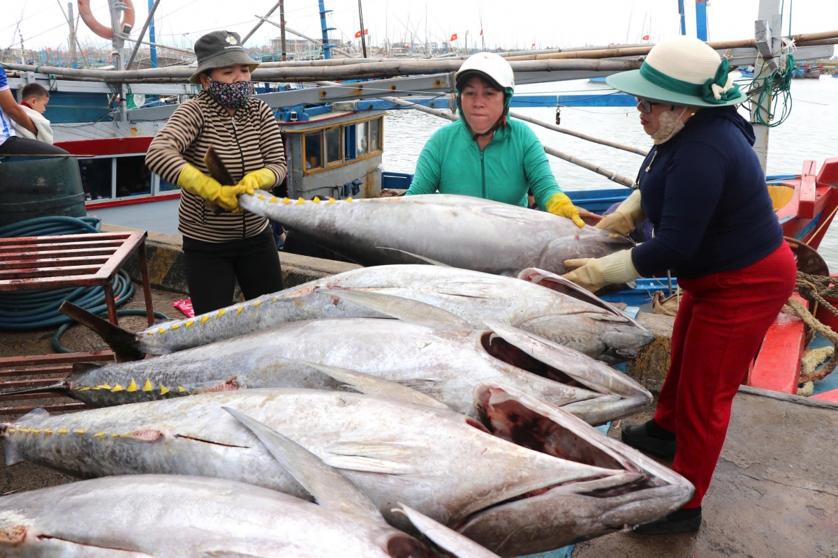 -Dŭm gưl dŭ mdiăng kan hdang kơ nah Yŭ ƀrư̆ hruê ƀrư̆ lu.