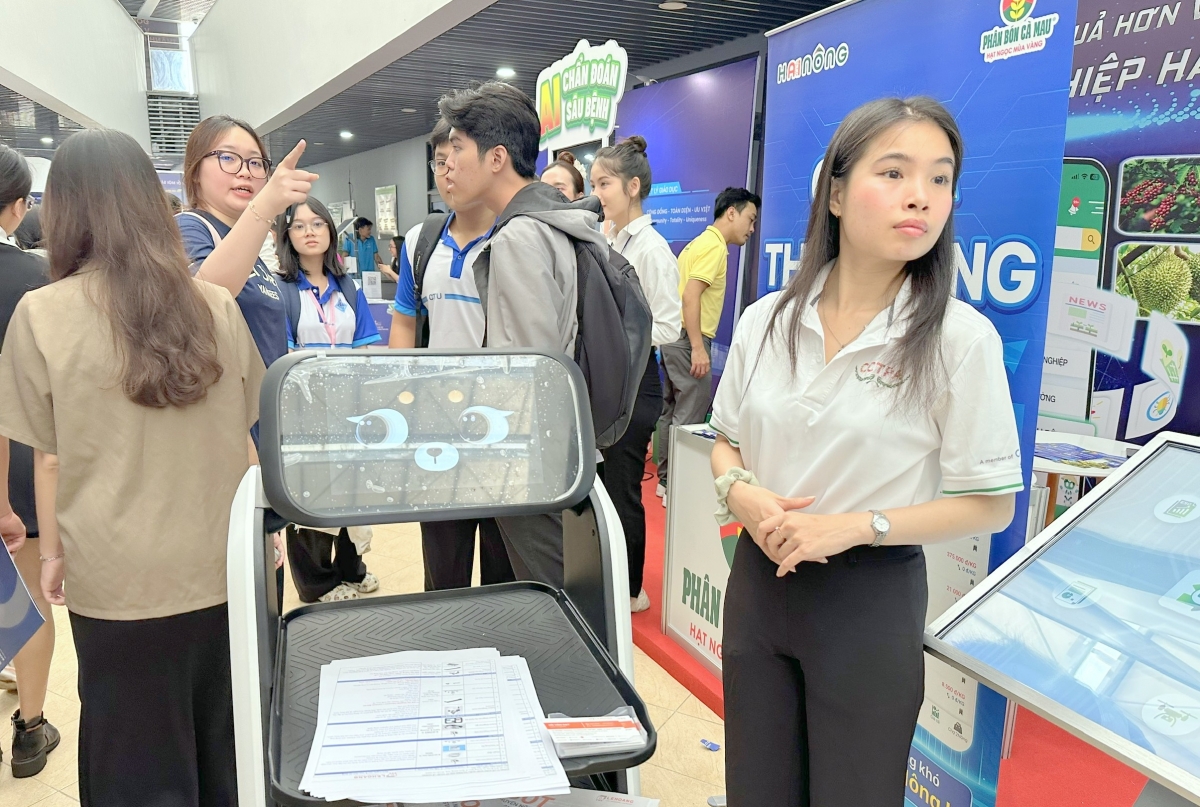 Chuyển đổi số đang tạo nền tảng quan trọng để Cần Thơ nâng cao chất lượng tăng trưởng