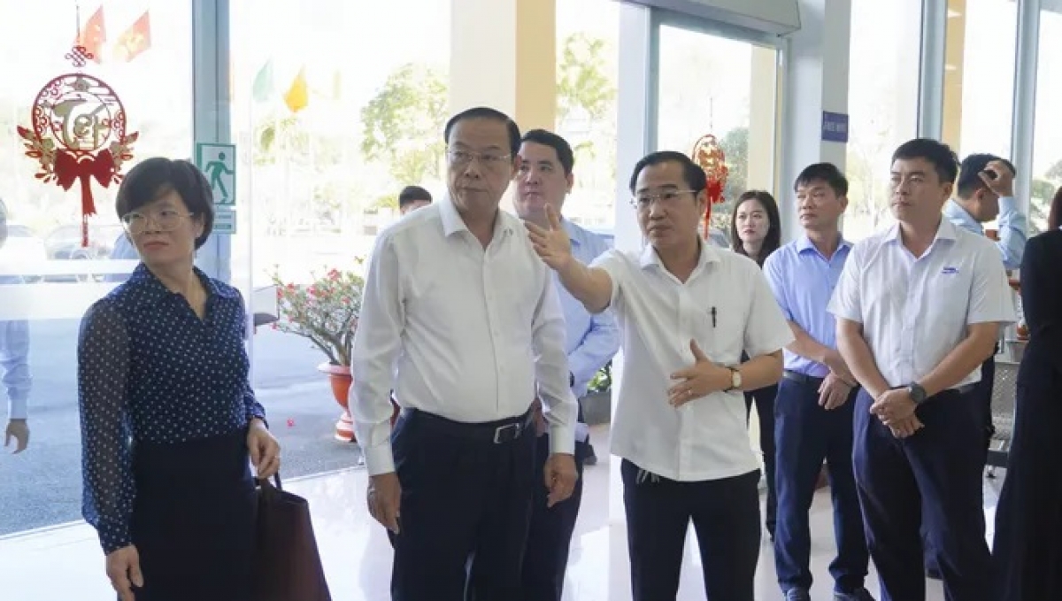 Ong  Nguyễn Văn Thọ mai ngak bruk duah thau ka labik buh phieu aval, Ủy viên Ban Thường vụ Thành ủy, Phó Chủ tịch Thường trực HĐND TPHCM, Phó Chủ tịch Thường trực Ủy ban bầu cử TPHCM