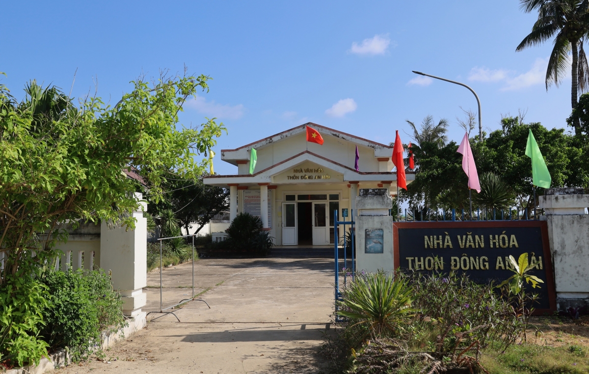 Kơpong hngêi mơhno túa lĕm tro thôn Đông An Hải, kơpong tíu pêi cheăng Lý Sơn, kong pơlê Quảng Ngãi