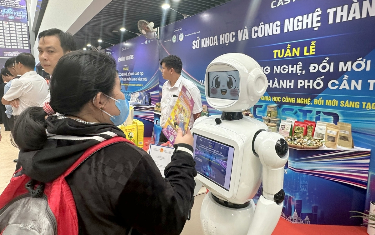 Lấy tri thức số làm gốc, tạo đột phá phát triển cho Cần Thơ