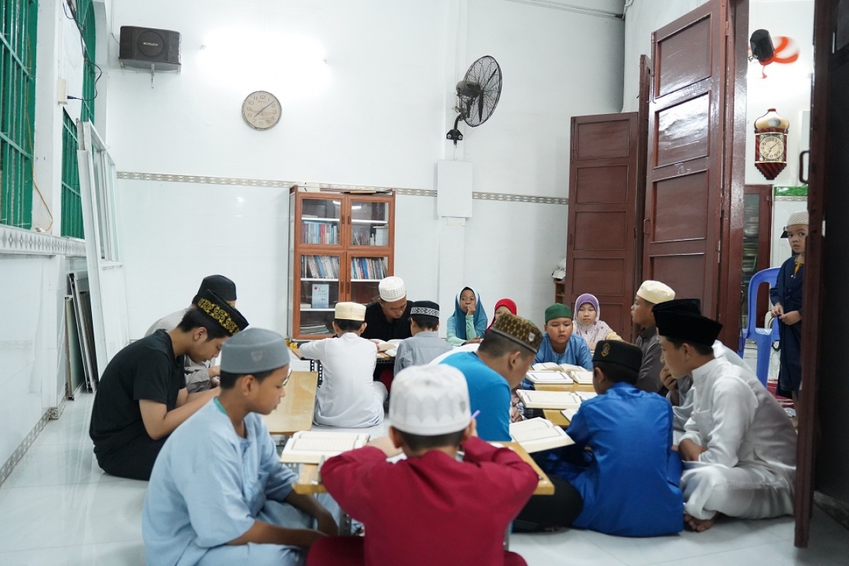 Tal pato akhar huroh Cam di Quan 6