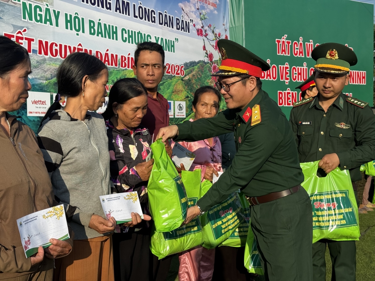 Diâp kơxuô tơmeăm khoăng ăm kuăn pơlê cheăm tơkăng kong Sa Loong.