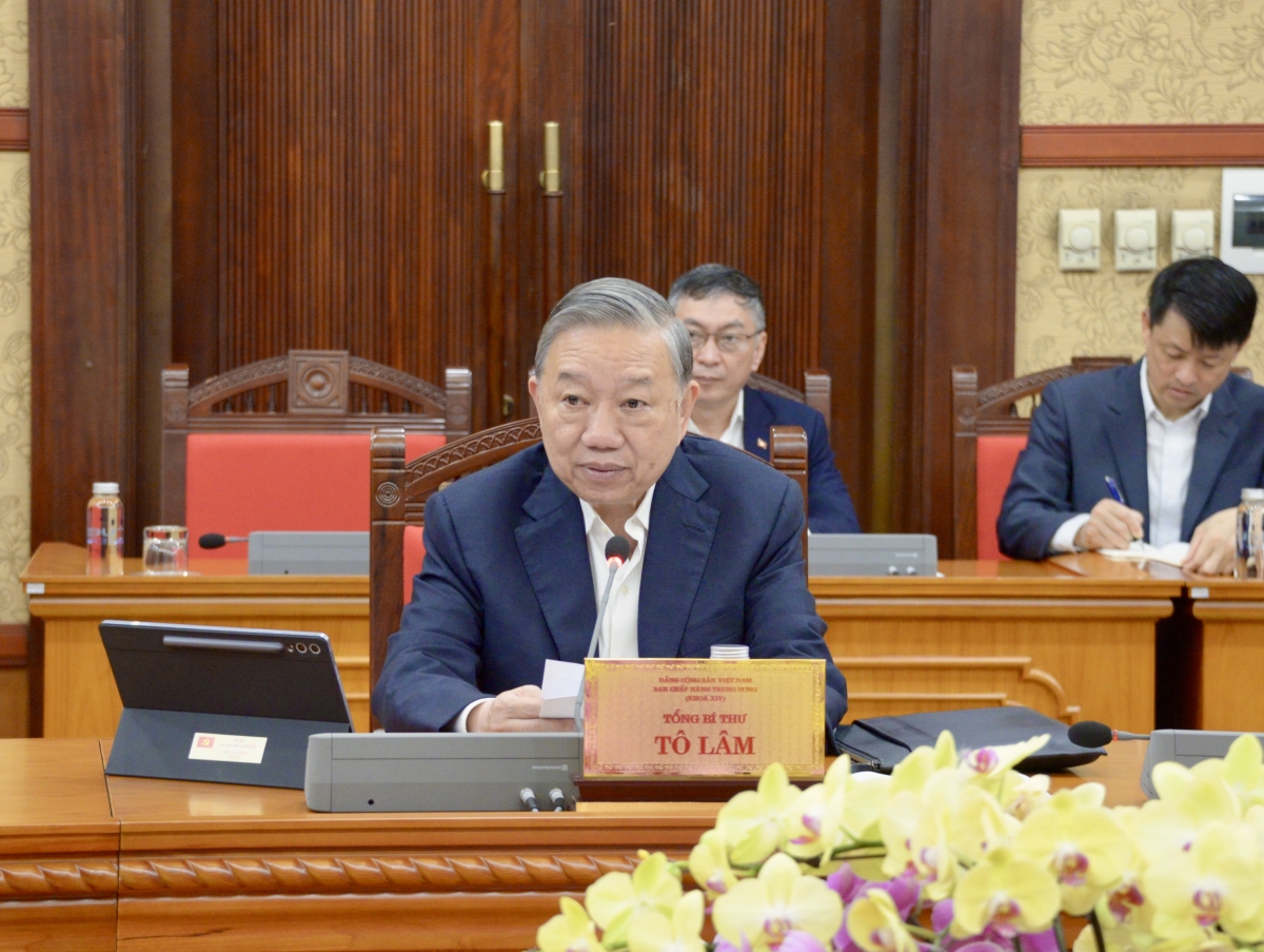 -Khua gĭt gai Đảng Tổ Lâm ti anôk bi kƀĭn