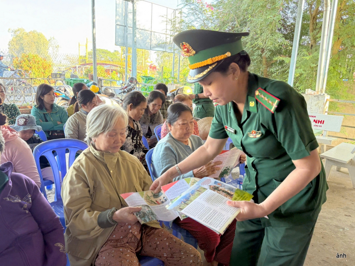Tổ chức nhiều buổi tuyên truyền về phòng, chống buôn lậu, mua bán người