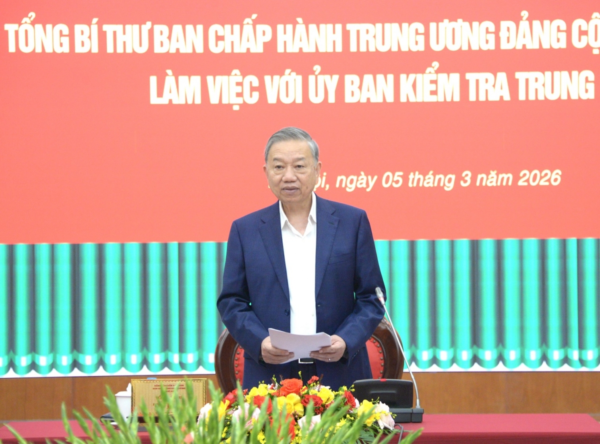 Tổng Ƀí thư ồng Tô Lâm Đơs tàm dơ̆ lơh broă