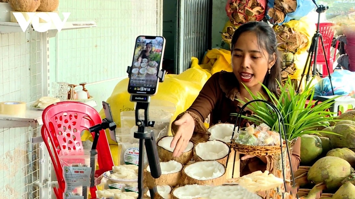 Sa-ai kamei angan Thạch Thị Oanh Thi  daok  livestream 