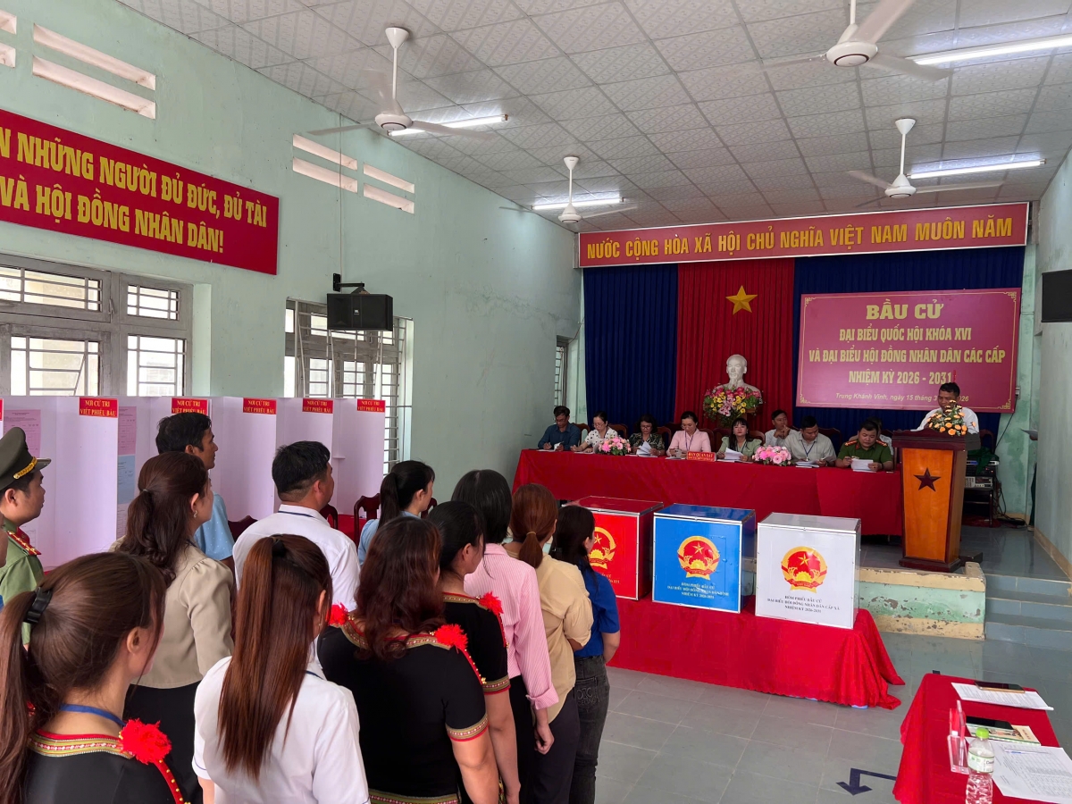 
Rim tơring dêh char Khánh Hòa hlôi hơmet tôm ăn Năr chơt hơiă tih lơ̆m ‘năr 15/3