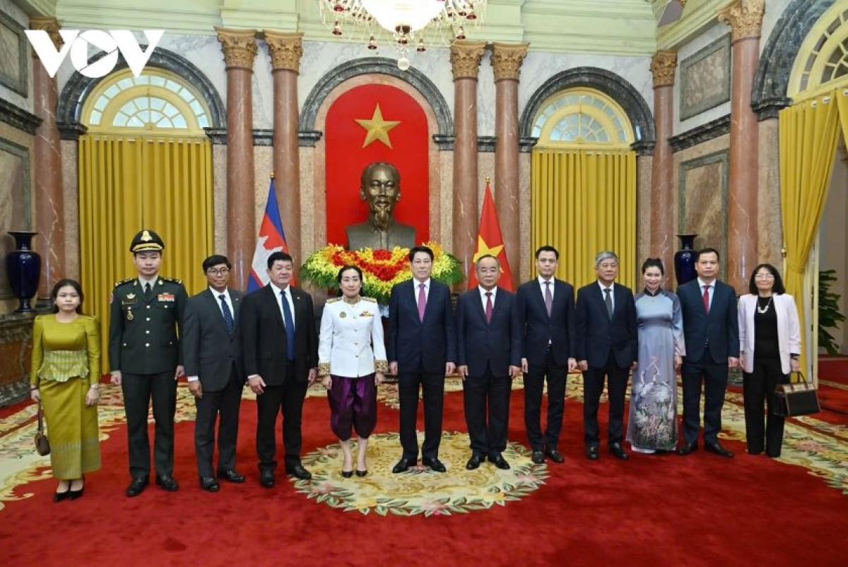 Khua mir sir ơi Lương Cường hrŏm hăng ƀing khua mua