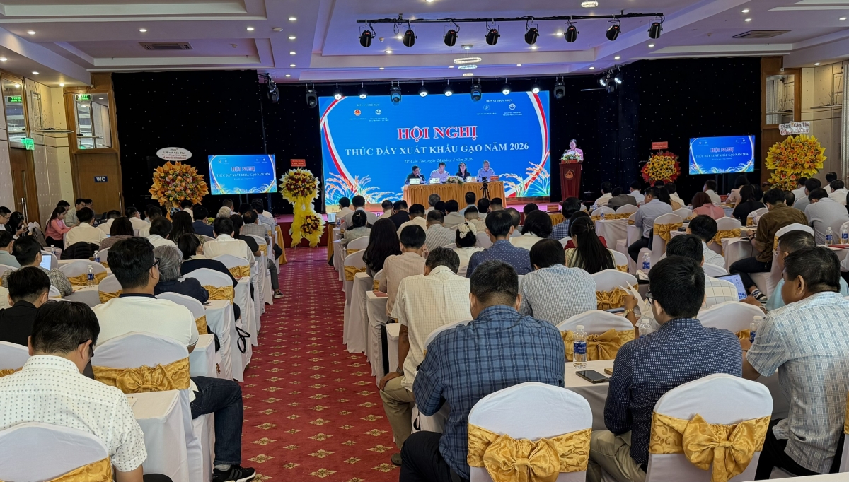 Jơ bơ̆ jang lơ̆m Hop akŏm