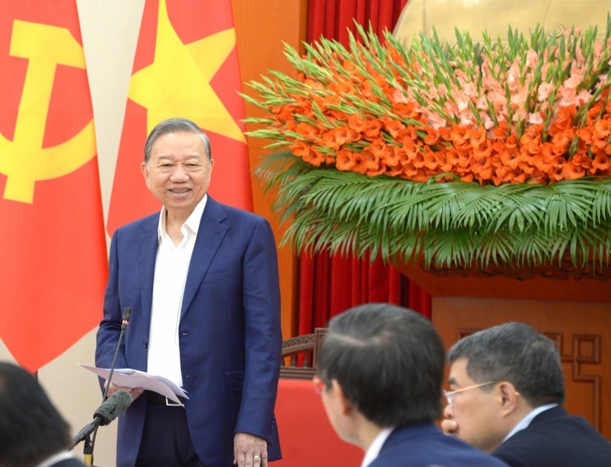 Khua git gai Ping gah ơi Tô Lâm git gai mông mă bruă