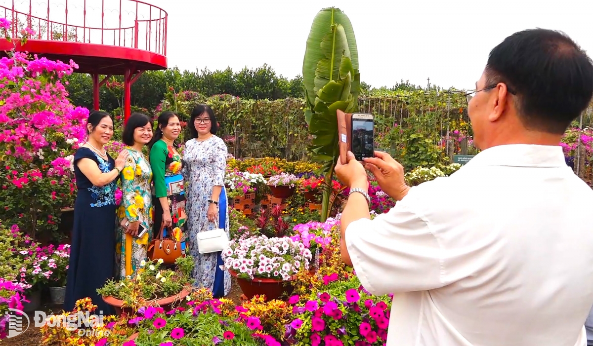 Bruk ngak jirah rivang bein hu ba mai jien mek tame lagaih ka rilo urang ngak nong Dong Nai