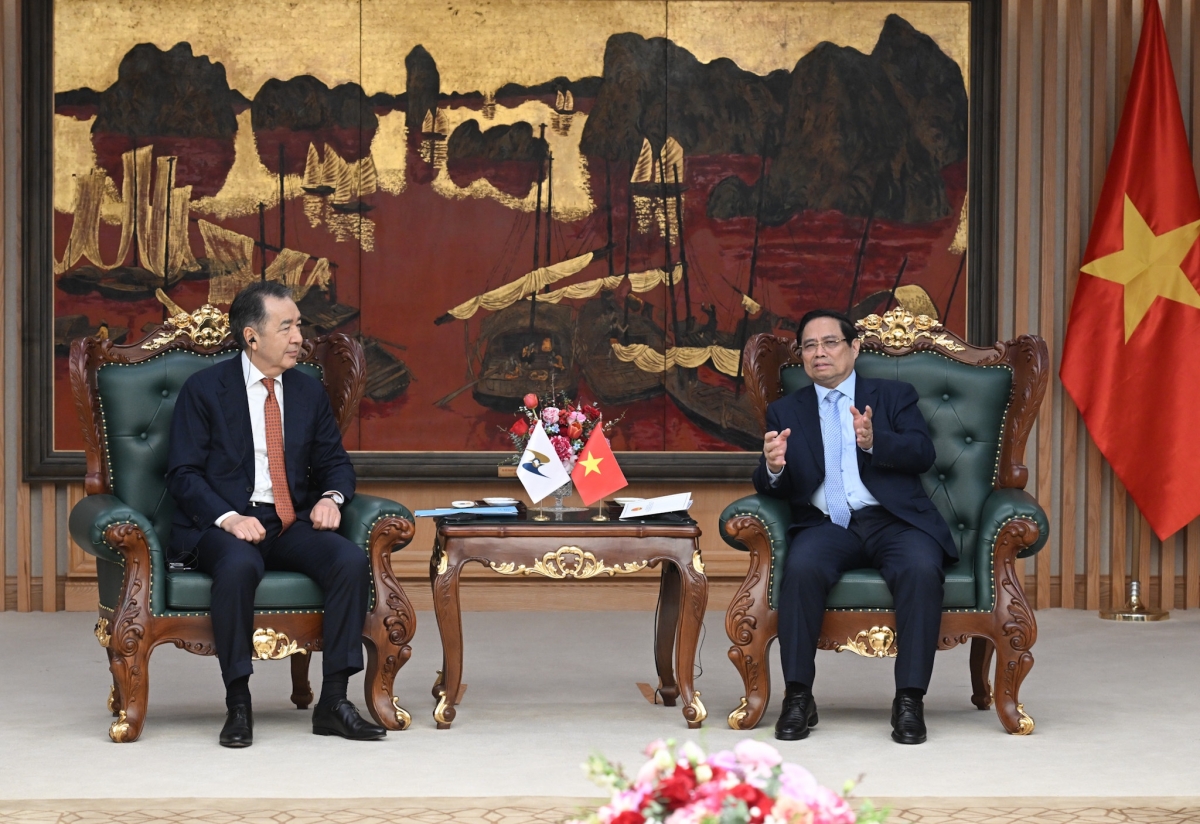 Pôa Phạm Minh Chính, Ngế pro xiâm hnê ngăn tơnêi têa tơdah Kăn hnê ngăn Hô̆i đong Vi ƀan Cheăng kâ châu Á – châu Âu