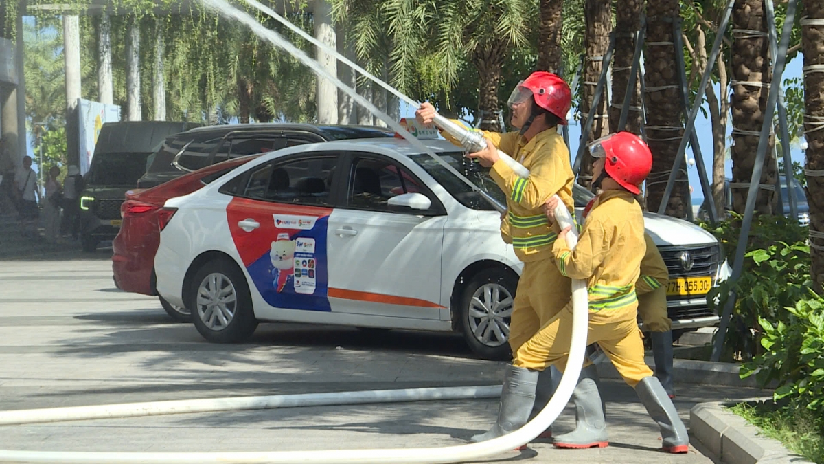 
Khul jang kơpal jang atŭm pơtơ̆p hơlen hơmet unh xa tơ̆ hơnih oei xa tơ̆ Quy Nhơn, kơchăng tơjră hăm tơdrong đei ƀôh lơ̆m pơyan tơm tơmang pơhiơ̆