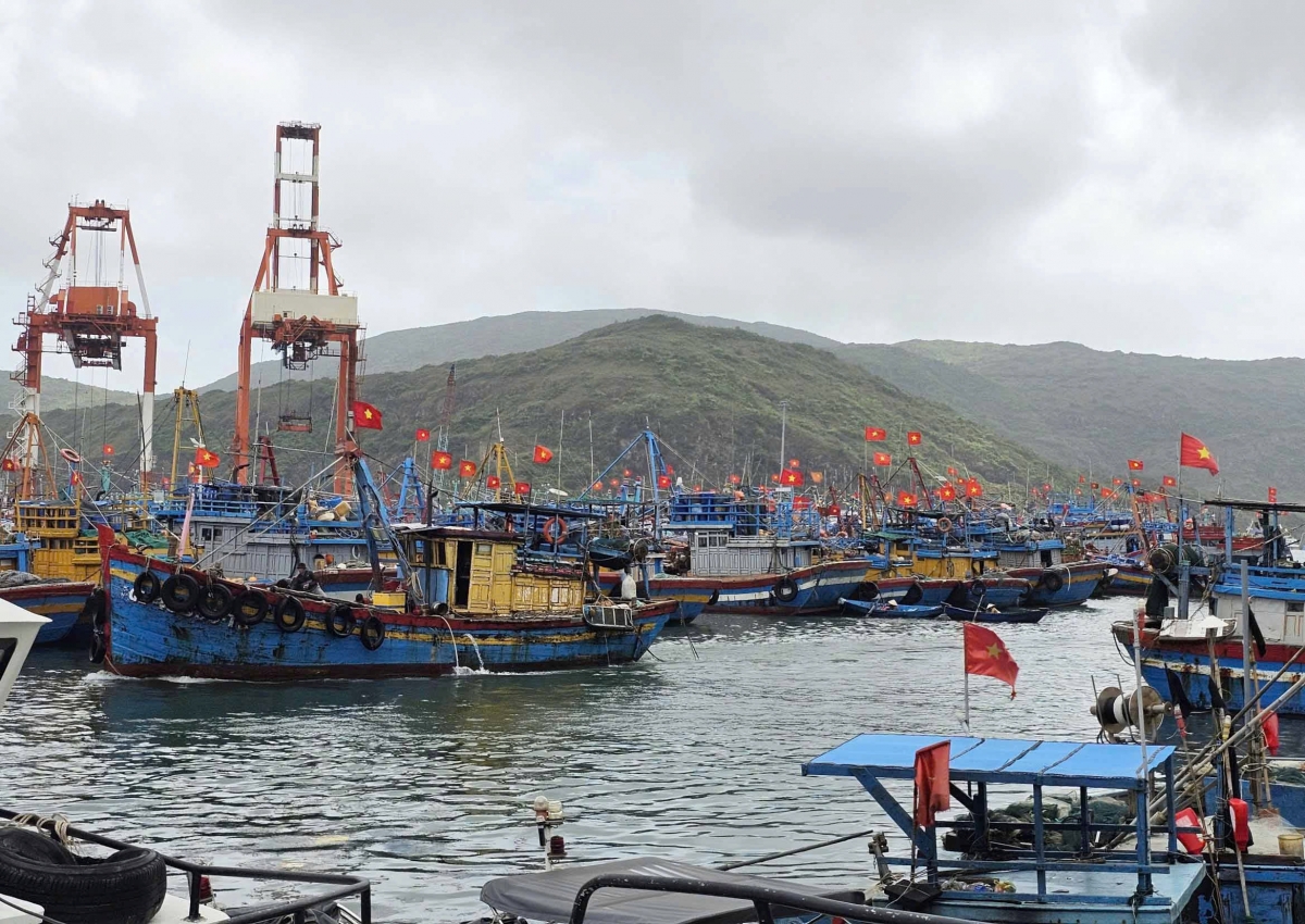 Tuk ká hiăng tot, kuăn pơlê tơnăng ká xi xŏng hbrâ ăm hâi tâ phĭu