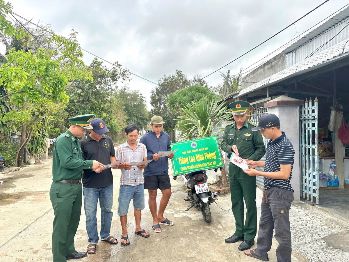 
Khul Ƀô̆ đô̆i vei lăng sơlam teh đak Dak Lăk atŏk kơtang pơrô̆ pơrôp tơroi tơbăt găh pôk rơih păng sơđơ̆ng dơ̆ng kơjăp tơring sơlam teh đak lơ̆m ‘măng pôk rơih.