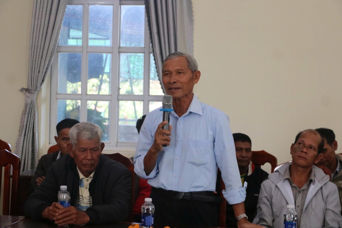 Dà Cắt Tư tàm dùl dơ̆ tìp măt cau geh bơngă pin dờn