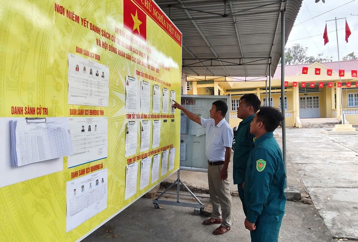 Mơnuih ƀôn sang plơi Phan Dũng, să Tuy Phong nao lăng tơlơi pơhing kơ ƀing tơbiă anăn